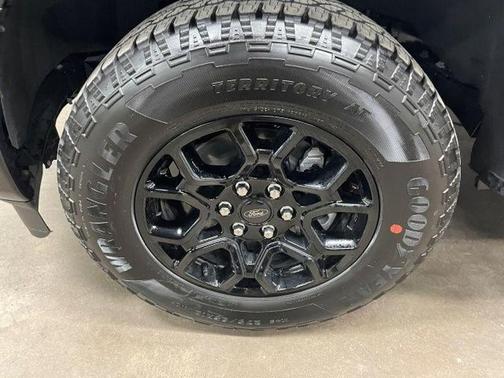 Agate Black Metallic 2026 Ford F-150 XLT
