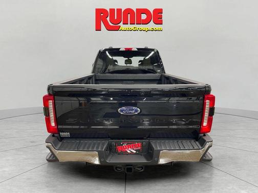 Agate Black Metallic 2026 Ford F-250 Lariat