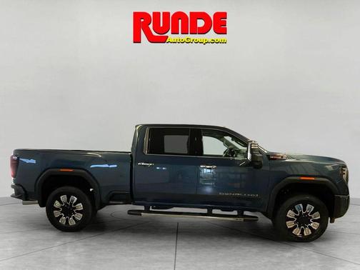 2025 GMC Sierra 2500 Denali