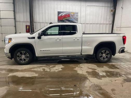 2020 GMC Sierra 1500 SLE