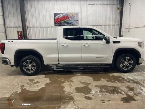 2020 GMC Sierra 1500 SLE
