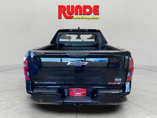 2024 Chevrolet Silverado EV RST
