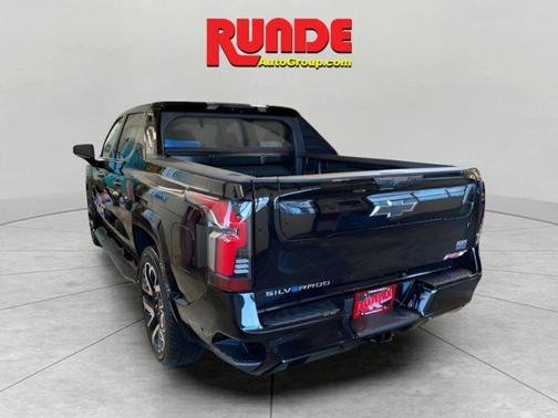 2024 Chevrolet Silverado EV RST