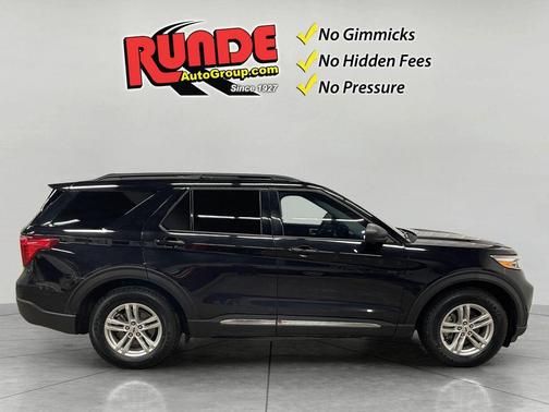 Black 2023 Ford Explorer XLT