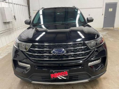 Black 2023 Ford Explorer XLT