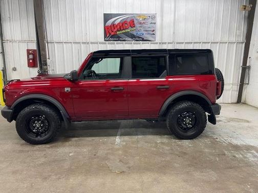 Ruby Red Metallic Tinted Clearcoat 2026 Ford Bronco Big Bend