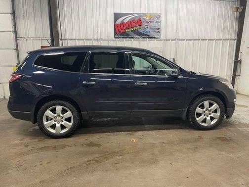 Blue 2017 Chevrolet Traverse 1LT