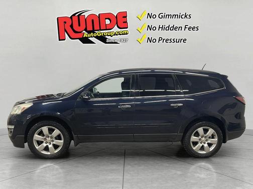 Blue 2017 Chevrolet Traverse 1LT