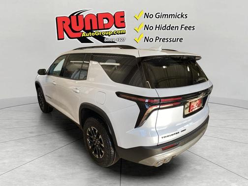 Polar White 2026 Chevrolet Traverse Z71