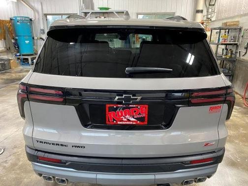 Sandstone Gray 2027 Chevrolet Traverse Z71