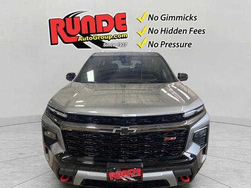 Sterling Gray 2026 Chevrolet Traverse Z71