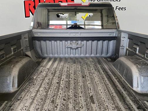 Jet Black 2026 Chevrolet Silverado 1500 LT