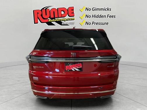 Cherry Red Tintcoat 2026 Buick Enclave Avenir