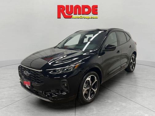 2024 Ford Escape ST-Line Elite