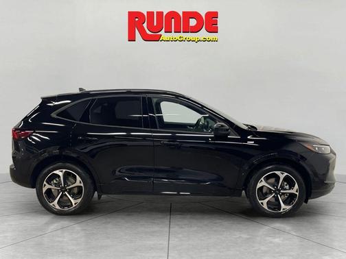 2024 Ford Escape ST-Line Elite