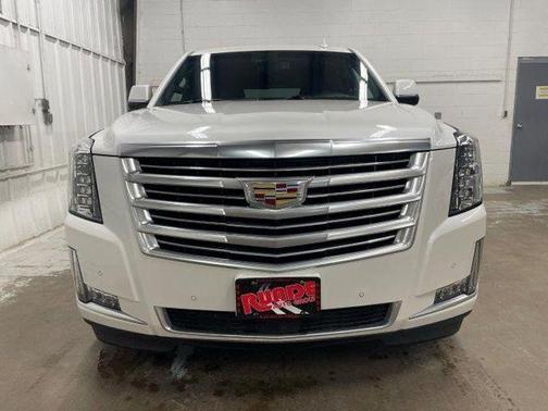 2016 Cadillac Escalade Platinum
