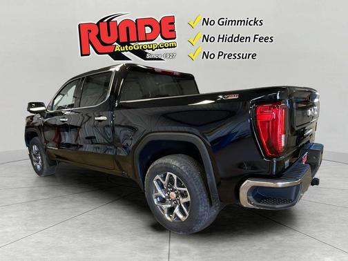 Onyx Black 2026 GMC Sierra 1500 SLT