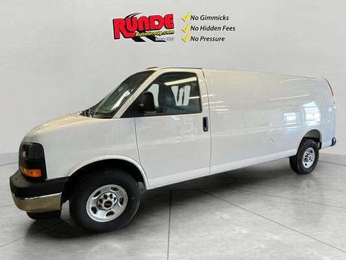 2025 GMC Savana 3500 Work Van