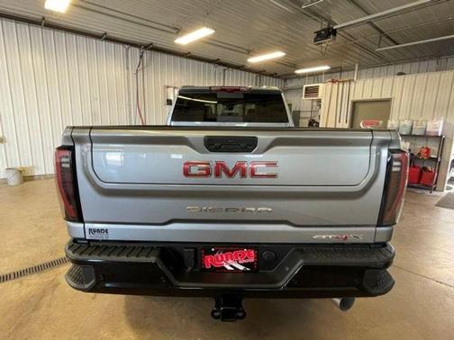 2025 GMC Sierra 2500 AT4X