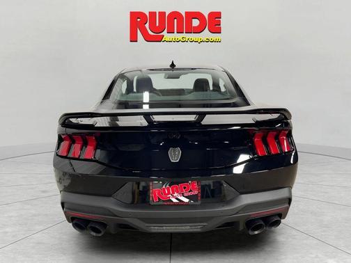 2024 Ford Mustang Dark Horse