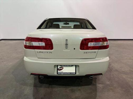 2006 Lincoln Zephyr Sedan 4D