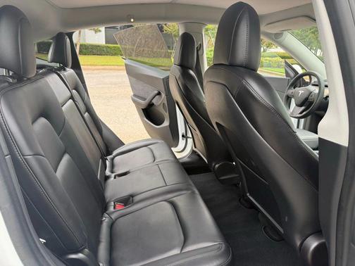 2020 Tesla Model Y Long Range Dual Motor All-Wheel Drive