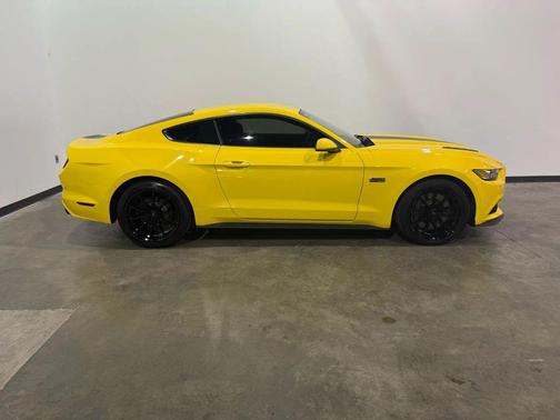 2015 Ford Mustang GT