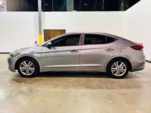 2017 Hyundai ELANTRA SE Value Edition