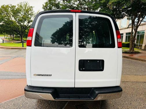 2023 Chevrolet Express 2500 RWD 2500 Regular Wheelbase WT