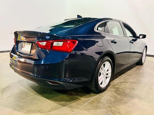 2017 Chevrolet Malibu Hybrid Base