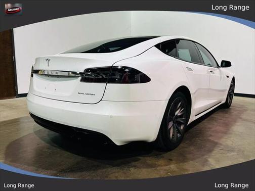 2020 Tesla Model S Long Range
