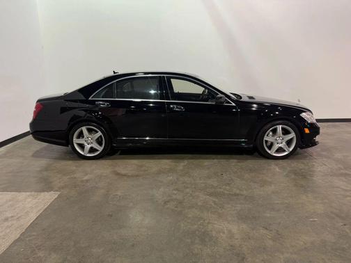 2011 Mercedes-Benz S-Class 4MATIC