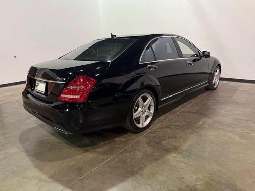 2011 Mercedes-Benz S-Class 4MATIC