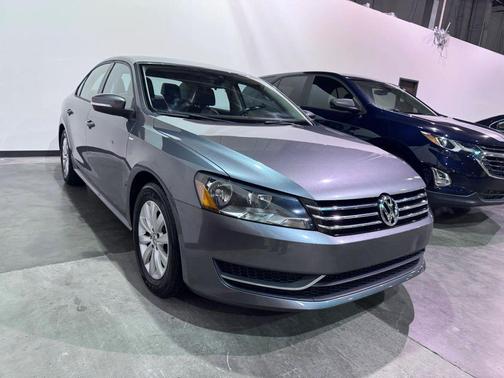 2014 Volkswagen Passat 1.8T S