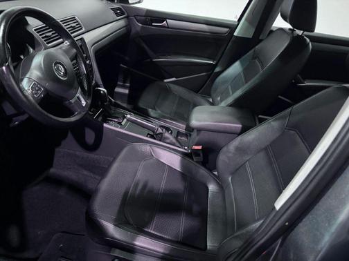 2014 Volkswagen Passat 1.8T S