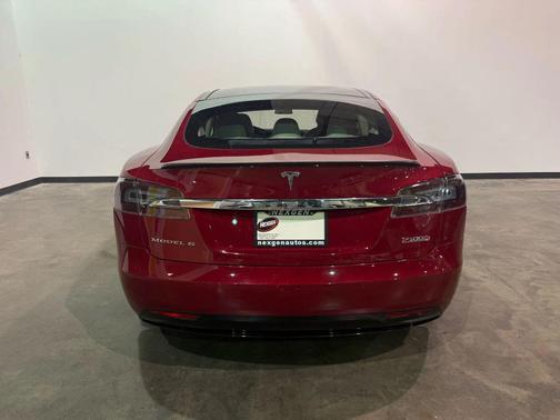 2017 Tesla Model S Performance
