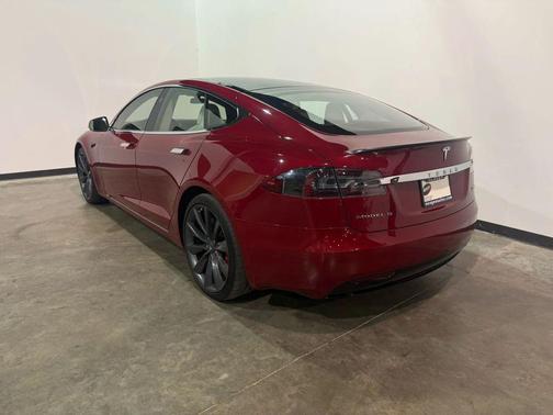 2017 Tesla Model S Performance