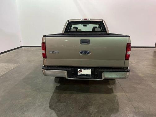 2005 Ford F-150 STX