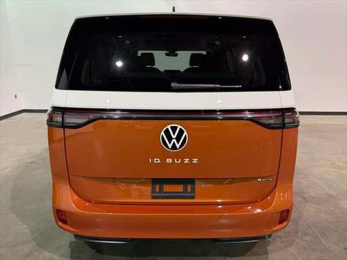 2025 Volkswagen ID. Buzz 1st Edition with 4MOTION