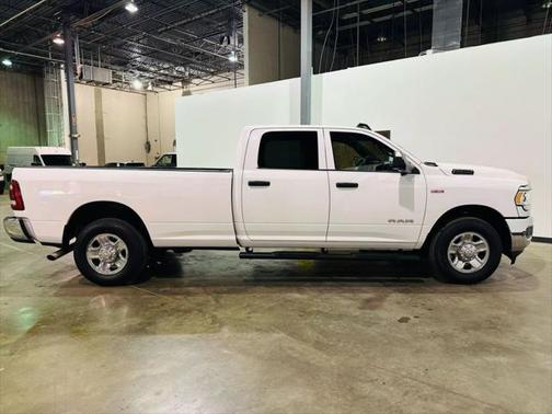 2021 RAM 2500 Tradesman Crew Cab 4x2 8' Box