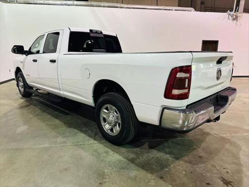2021 RAM 2500 Tradesman Crew Cab 4x2 8' Box