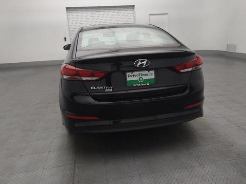 2018 Hyundai ELANTRA SE