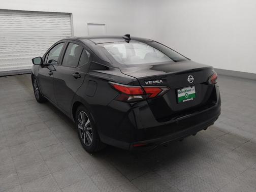 Super Black 2021 Nissan Versa 1.6 SV