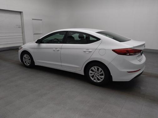 Quartz White Pearl 2018 Hyundai ELANTRA SE