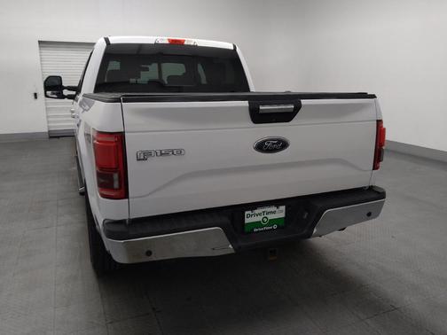 Oxford White 2017 Ford F-150 XLT