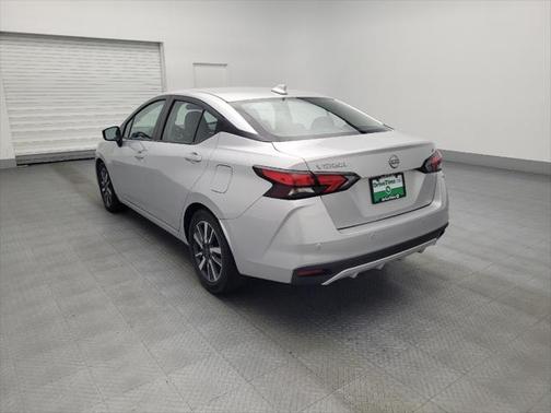 2023 Nissan Versa 1.6 SV