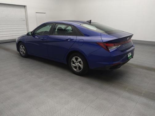 2023 Hyundai ELANTRA SE