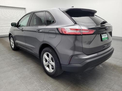 2021 Ford Edge SE