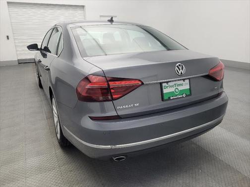 2017 Volkswagen Passat 1.8T SE w/Technology