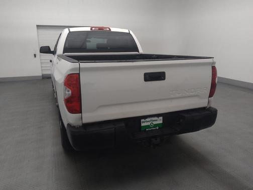 Super White 2017 Toyota Tundra SR